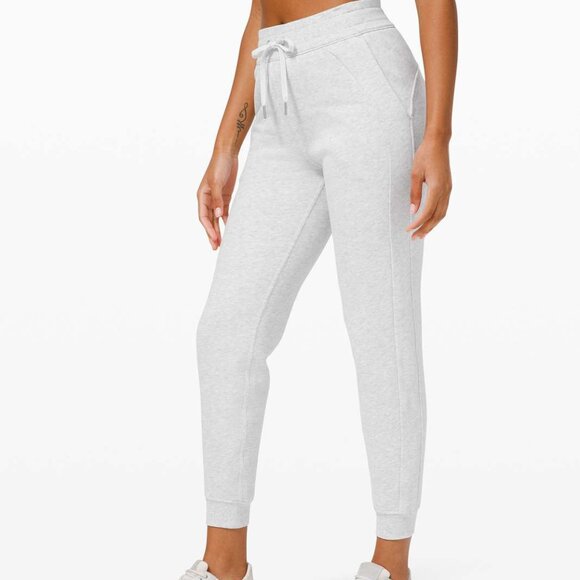lululemon athletica Pants - Lululemon Scuba Fleece Jogger Light Gray Size 4